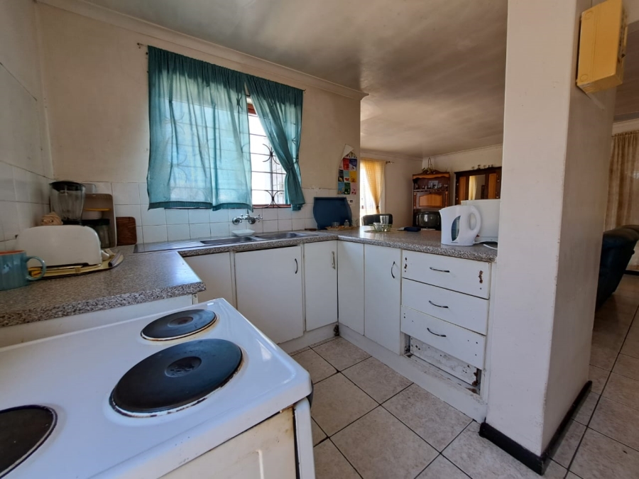 3 Bedroom Property for Sale in Electric City Western Cape